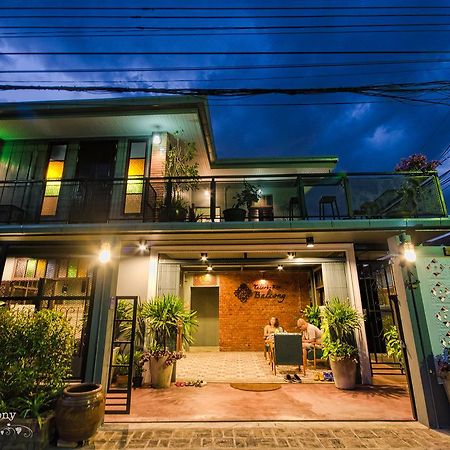 Talardkao Balcony Krabi Hostel Buitenkant foto